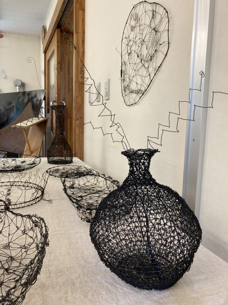 トレスアニョス展 antiqueciseにも作品置いてくださっているののかごの松岡えりこさんの作品