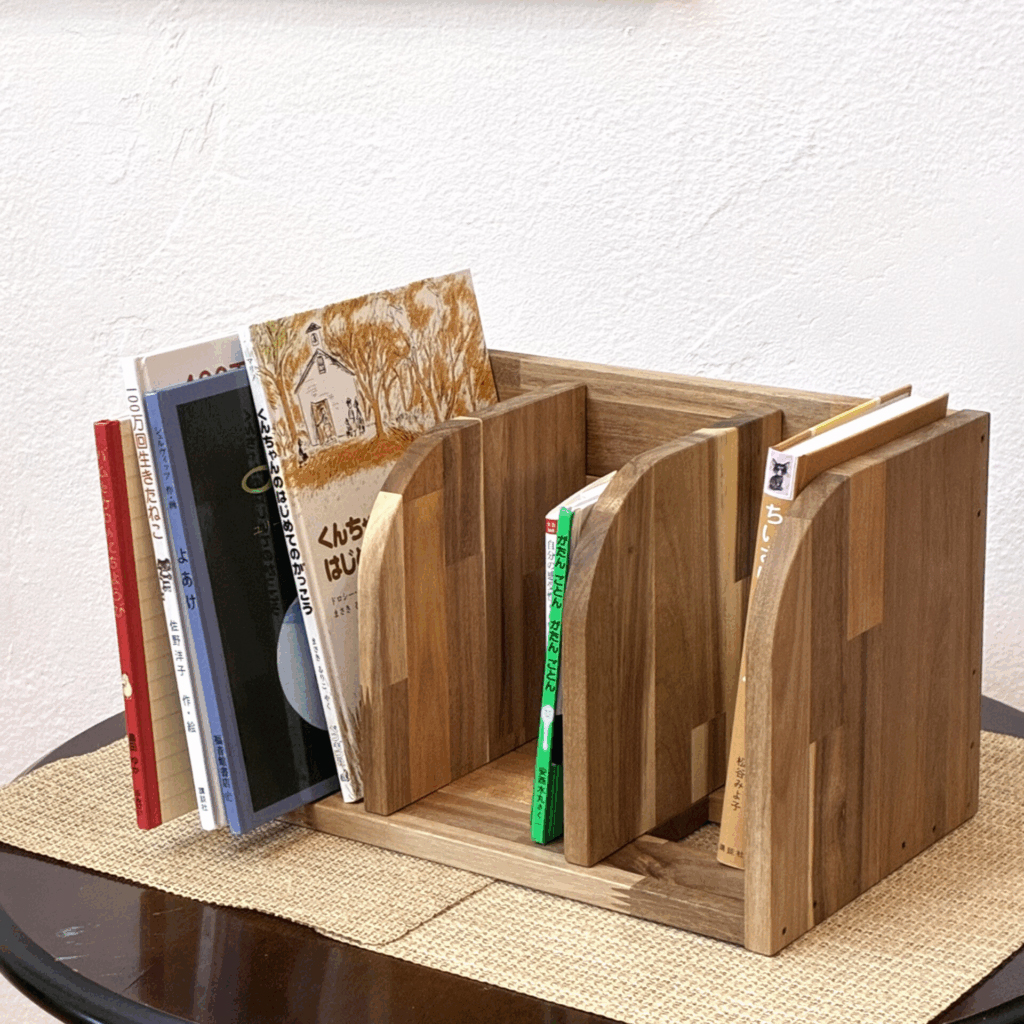 あいこくぽぽぽ図工室×絵本の店こみち 本立て作りワークショップ