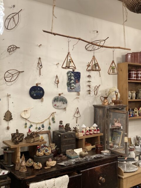 アンティークチセより～クリスマスフェアいよいよ今週です